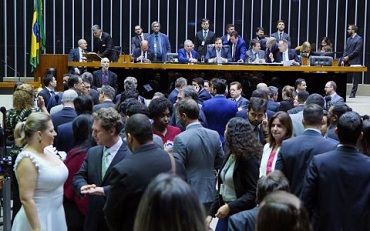 Congresso mantém veto de Bolsonaro a R$ 30 bilhões de emendas; parte da bancada de MT foi favorável