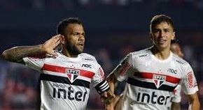 São Paulo goleia a LDU na Libertadores e assume vice-liderança do grupo